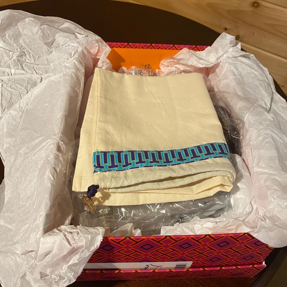 Tory Burch Phoenix Mule - Picture 9 of 9